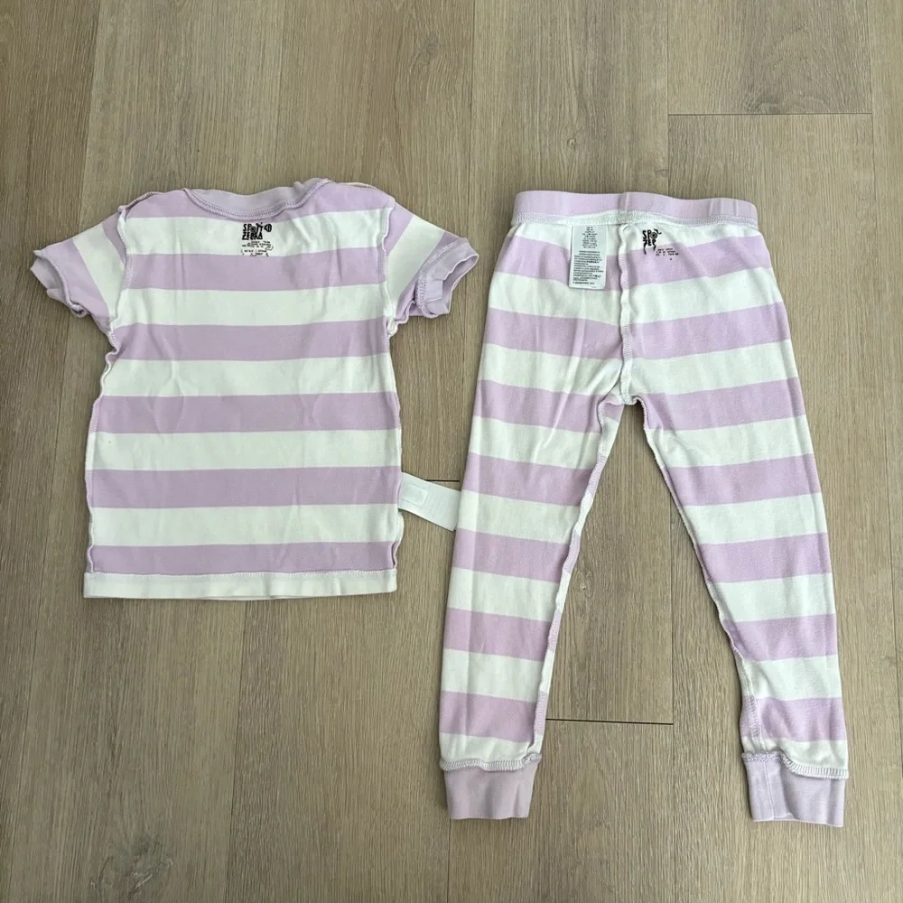 Spotted Zebra Girls Kids Pajamas 4T Purple Lavender White Striped 100% Cotton
